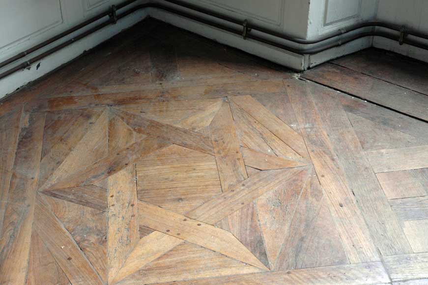 18世纪装饰护墙板及其原配木地板-25