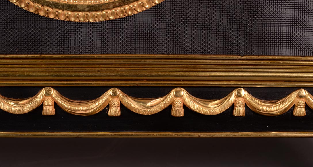 拿破仑三世风格的铜鎏金古董精美烟囱罩，饰有女神萨堤尔和她的孩子-6