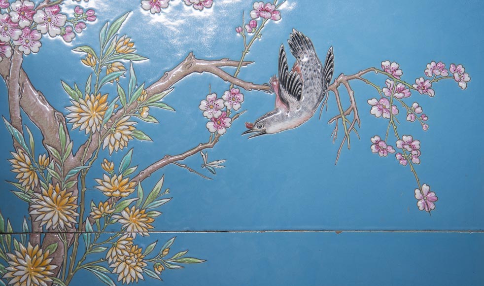 一对以鸟儿在湖边为题的陶瓷镶板画，签有“J. ENGEL”-1
