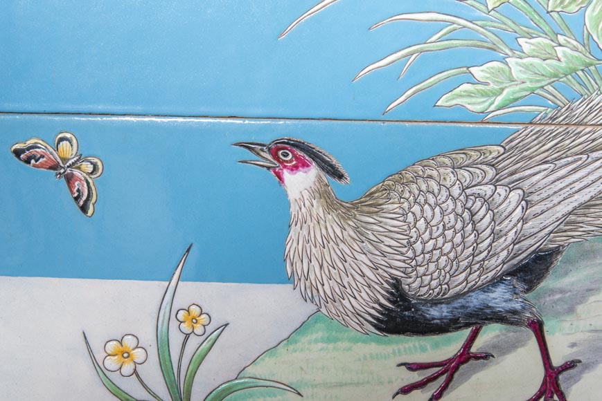 一对以鸟儿在湖边为题的陶瓷镶板画，签有“J. ENGEL”-4