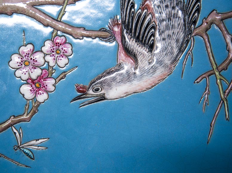 一对以鸟儿在湖边为题的陶瓷镶板画，签有“J. ENGEL”-5