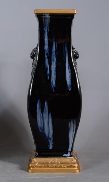 阿尔伯特-欧内斯特·开利-贝勒斯 塞夫尔瓷器制造厂 “景德镇”装饰花瓶 1884-5