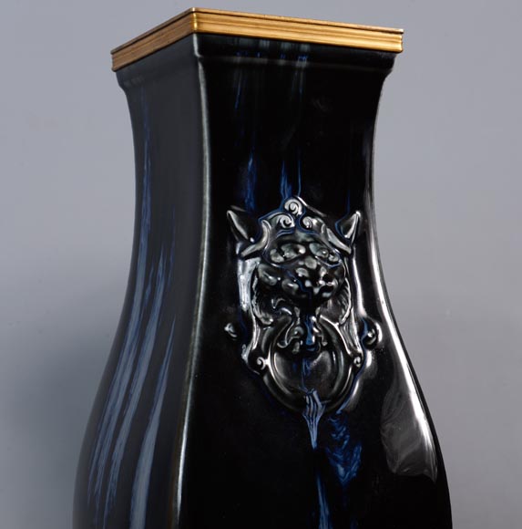 阿尔伯特-欧内斯特·开利-贝勒斯 塞夫尔瓷器制造厂 “景德镇”装饰花瓶 1884-6