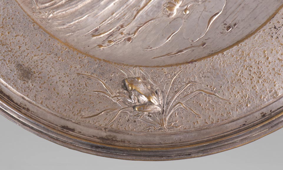 日式风格金属银盘，饰有鲶鱼和昆虫-5