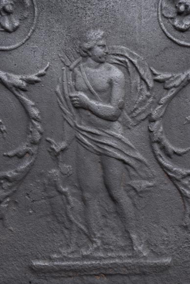 饰有戴安娜女神形象的壁炉炉板，十九世纪-1