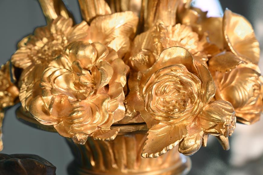 铜匠奥古斯特-路易·马尔基 为吉鲁家定制 一对九火大烛台 青铜镀金银 古铜色 约1855年-17