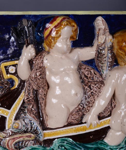 四块系列彩瓷浮雕，小天使捕鱼，19世纪末-4