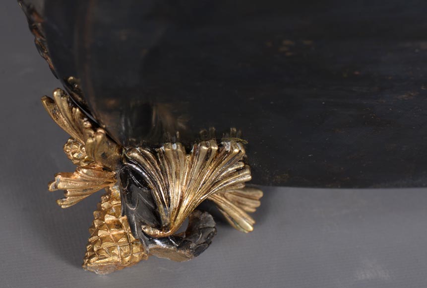 克里斯多夫 非凡电镀铜花盆 铜、银、金装饰 银色背景 古铜色点缀 1878年左右-11