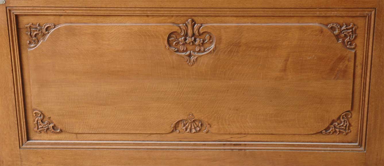 二十世纪初路易十五风格橡木雕刻护墙板-6