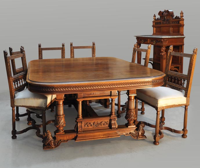 木匠大师威乐(VEROT) - 一套胡桃木雕刻的新文艺复兴风格的餐厅家具-0