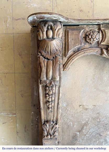路易十五风格木制古董壁炉，带有精美雕饰-4