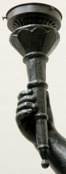 埃及女孩造型铸铁烛台-3