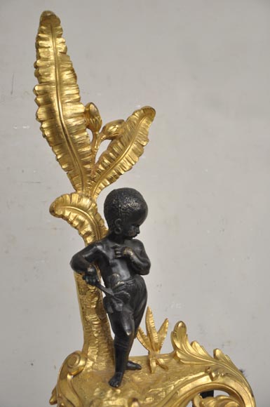 双色铜质非洲儿童古董柴架-2