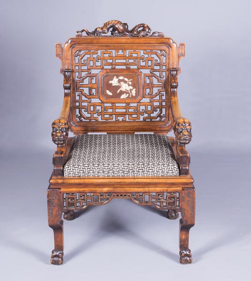 Maison des Bambous公司的阿尔弗雷德·佩雷特和欧内斯特·维伯特 - 精美日式全套客厅家具，带有雕龙饰及镂空椅背装饰-7