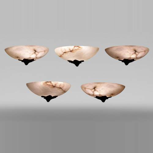 阿尔贝·居雷(Albert CHEURET,1884年-1966年,依照该艺术家风格),一组五盏雪花石膏及古铜饰组成的壁灯,二十世纪末