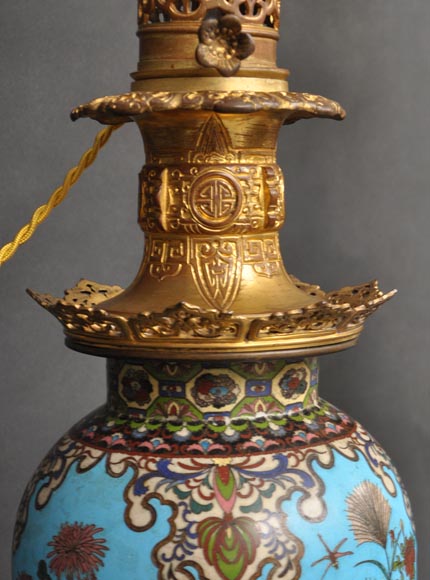 费迪南德·巴贝丁（Ferdinand Barbedienne）（被认为是其作品），掐丝珐琅彩中式对灯-1