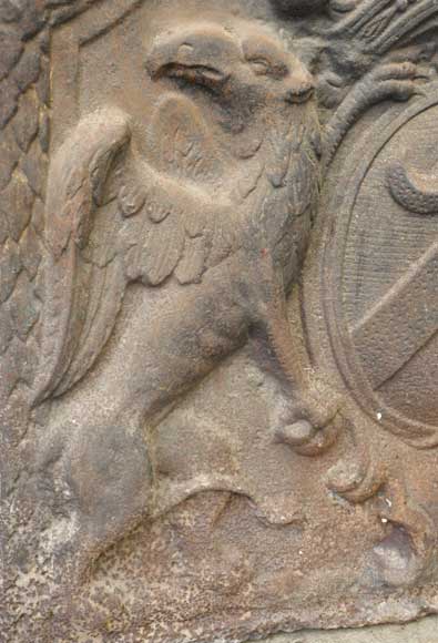 鹰头狮神带翼兽古董壁炉装饰膛板-3